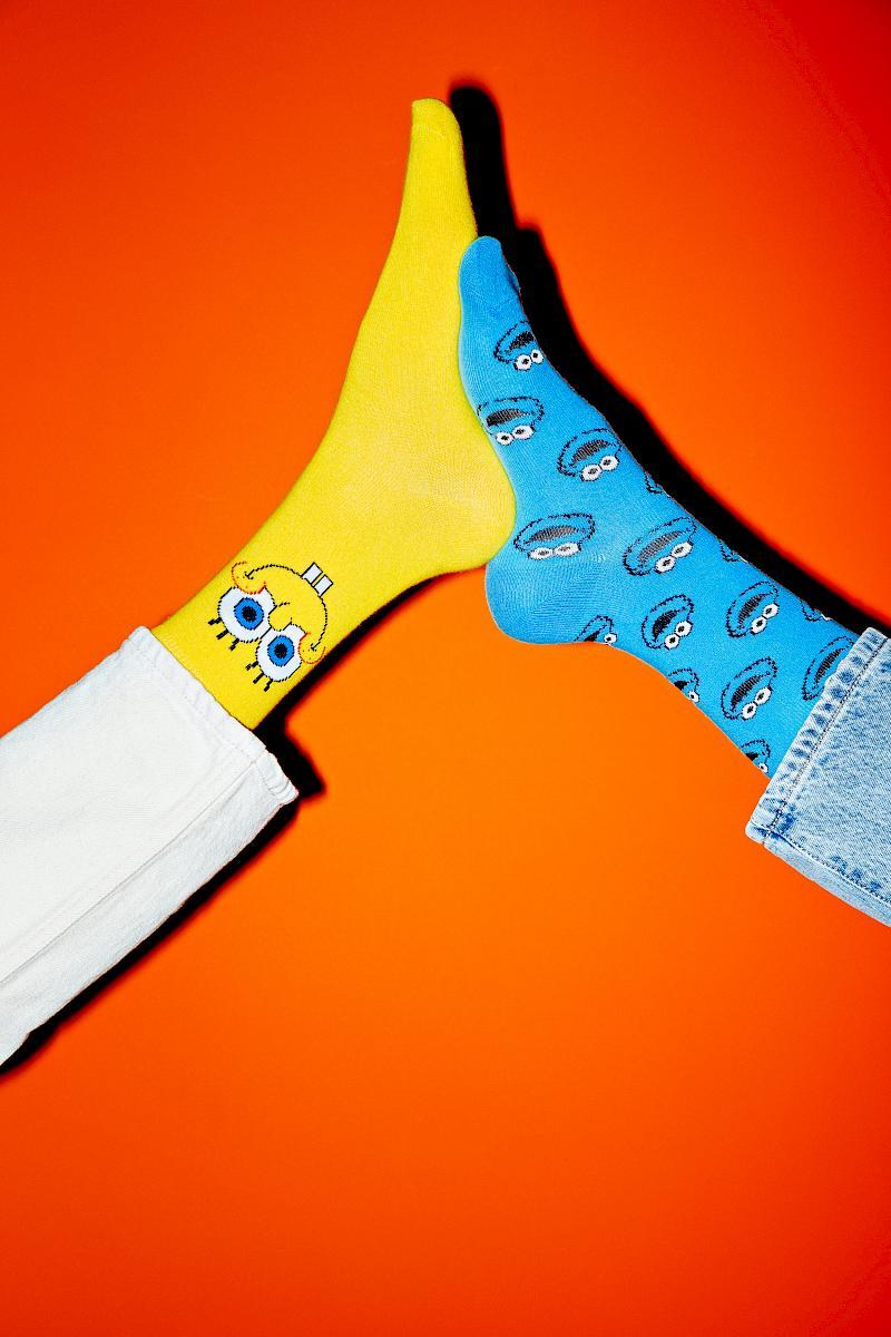 SpongeBob says Hello to Cookie Monster